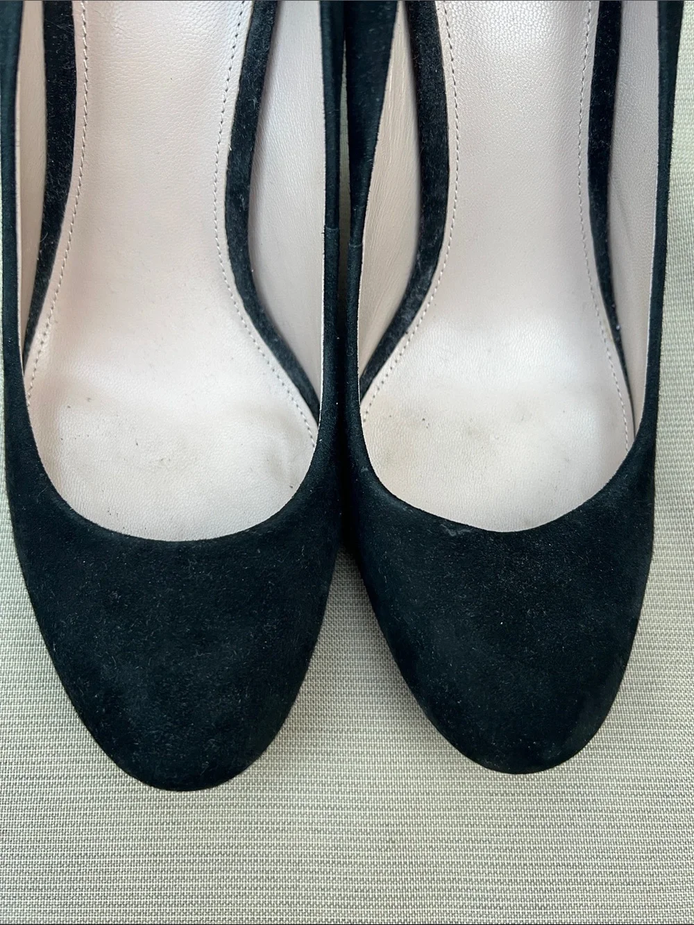 Joan & David Black Suede Classic Pumps Heels Size 9 Leather